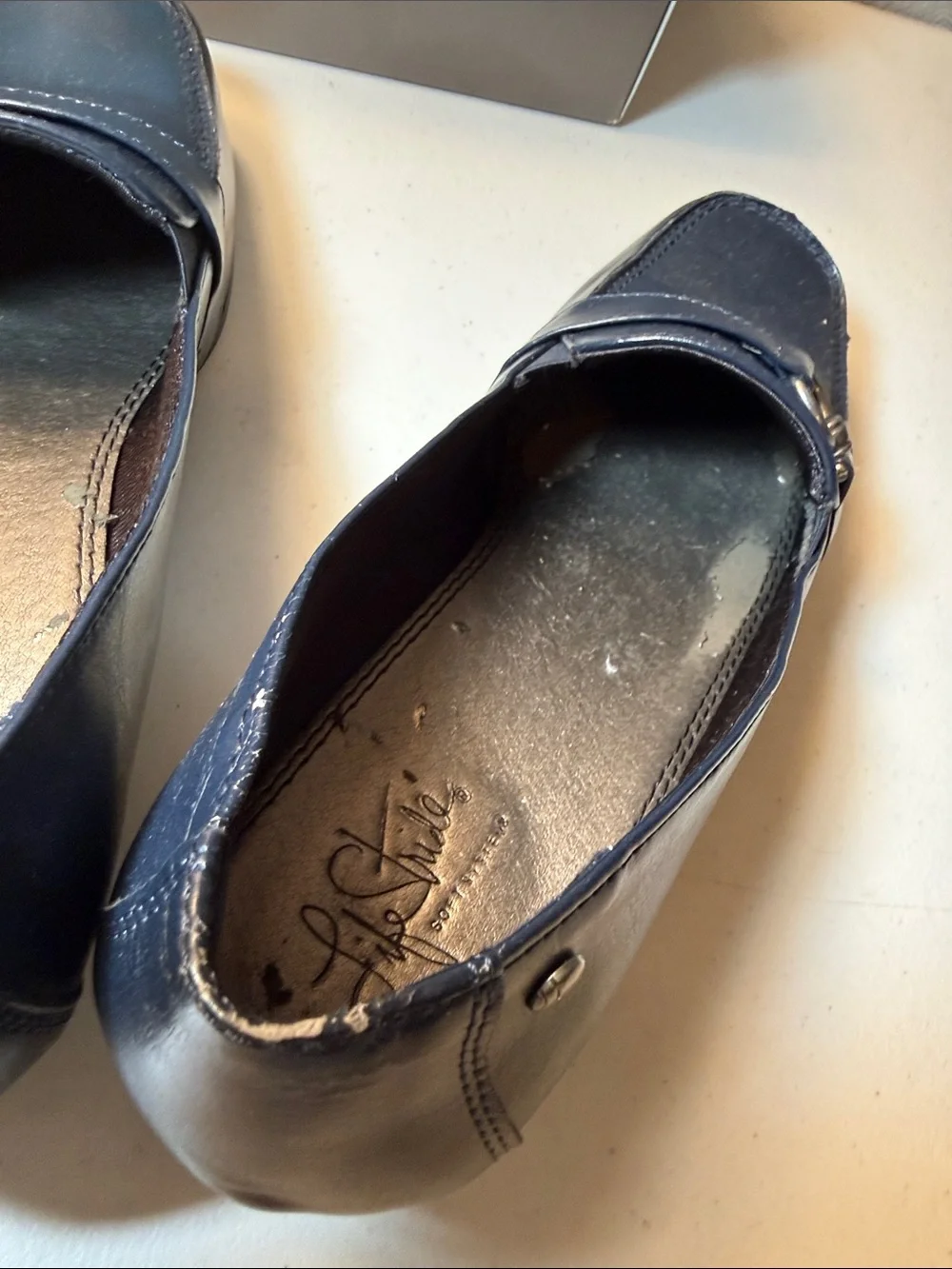 Life Stride Navy Leather Slip-On Loafers. Shoes do have some peeling inside.